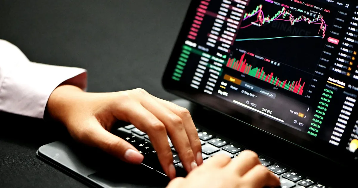 Koszt wdrożenia EZD RP – licencje, wsparcie techniczne i TCO — artykuł o EZD RP